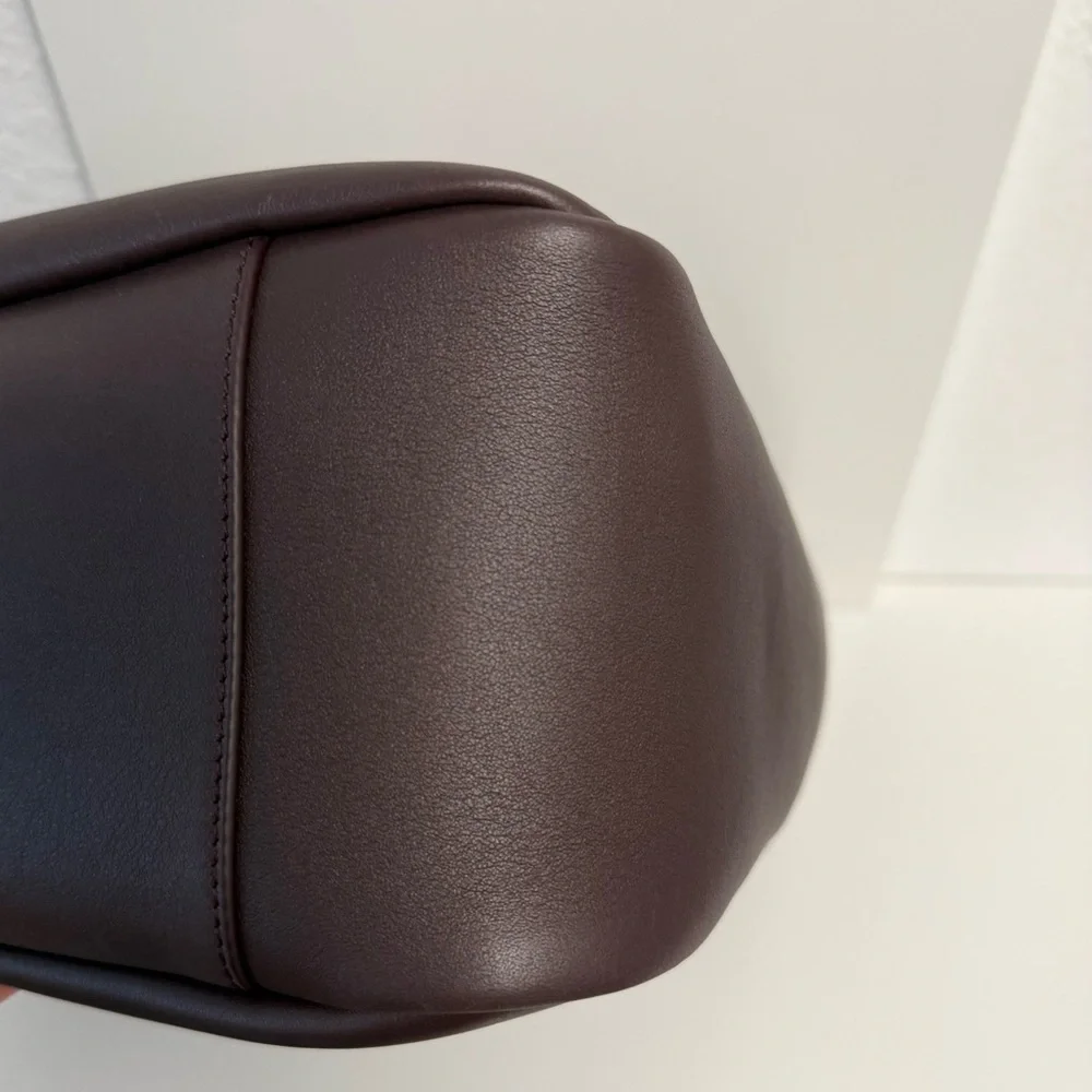 SAINT LAURENT Large Le 5 A 7 Soft Hobo in
Raisin - Picture 8 of 12